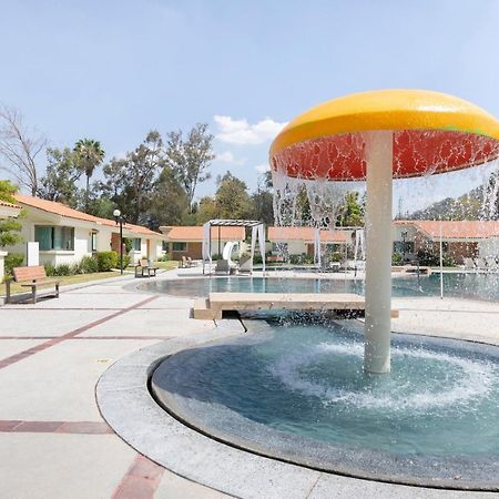 Collection O Luna Aqua Villas,Tala,Rio Escondido Экстерьер фото