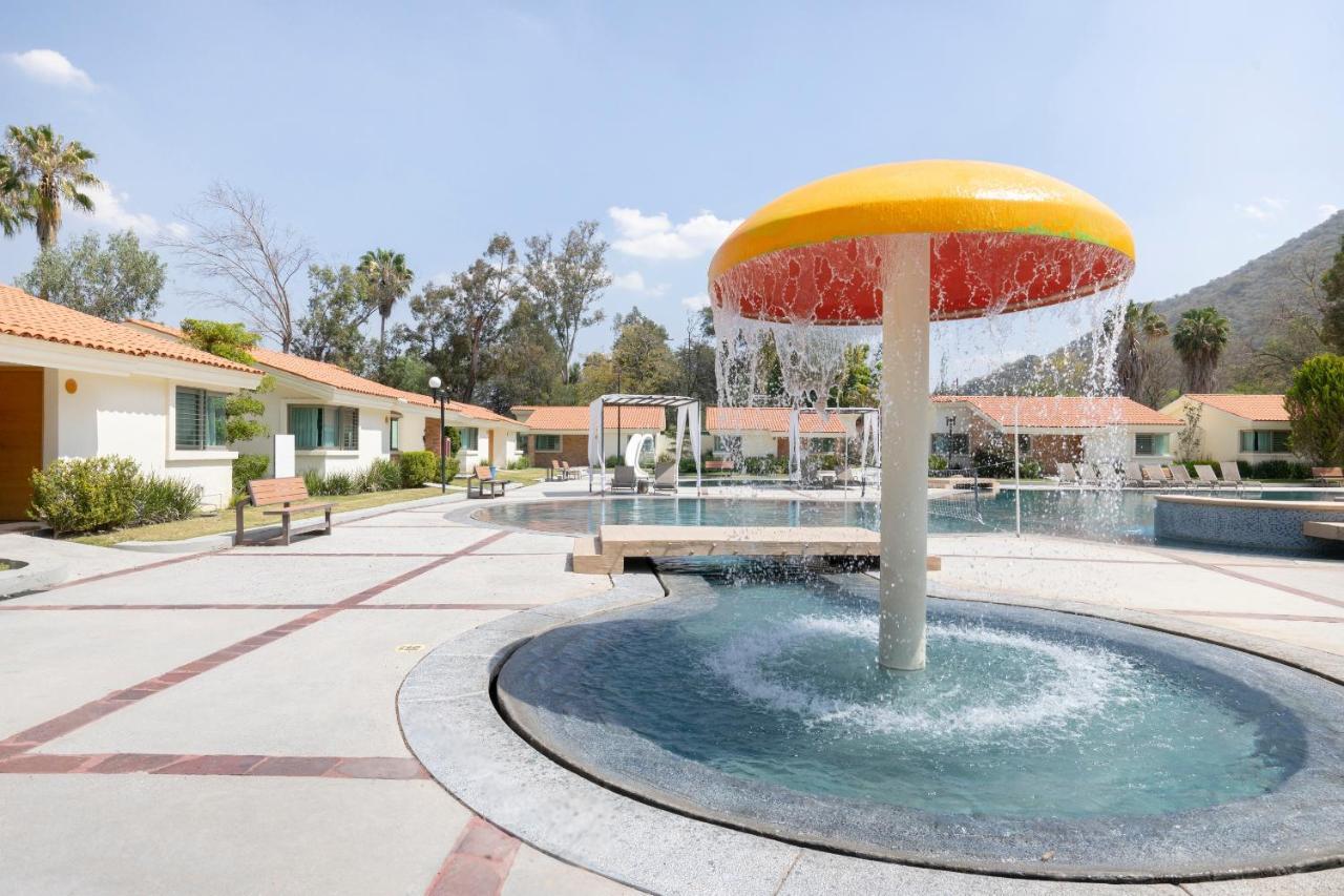 Collection O Luna Aqua Villas,Tala,Rio Escondido Экстерьер фото